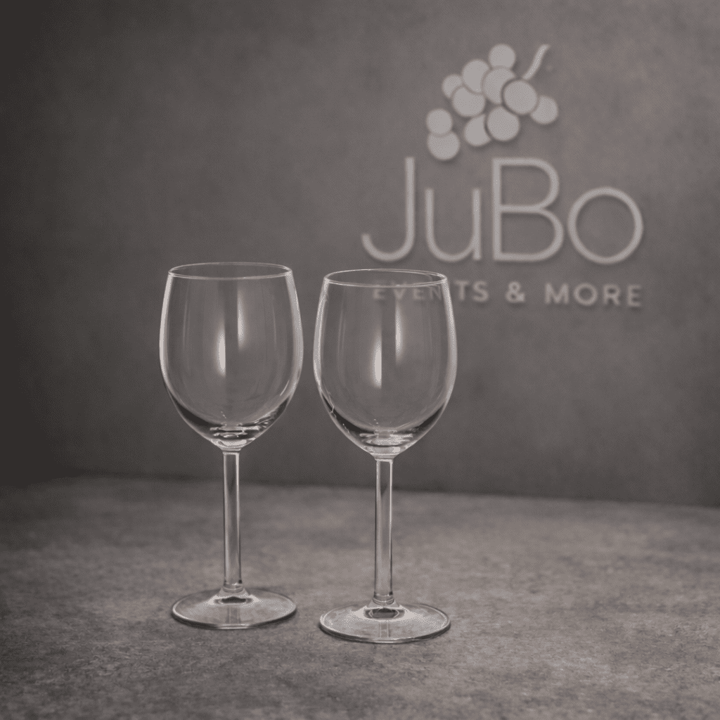 2 Universal Weingläser